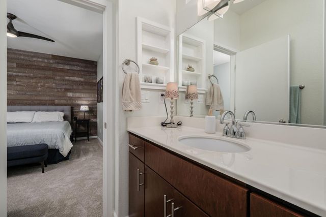 796 Carbon Ct, West Sacramento, CA 95691