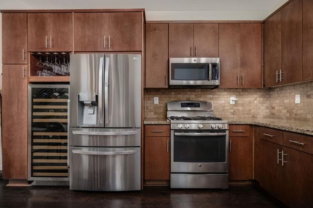 796 Carbon Ct, West Sacramento, CA 95691