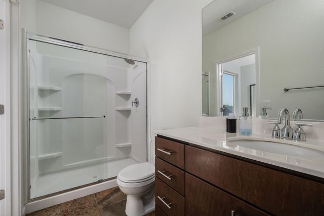 796 Carbon Ct, West Sacramento, CA 95691