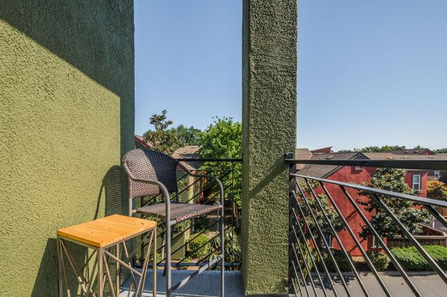 796 Carbon Ct, West Sacramento, CA 95691