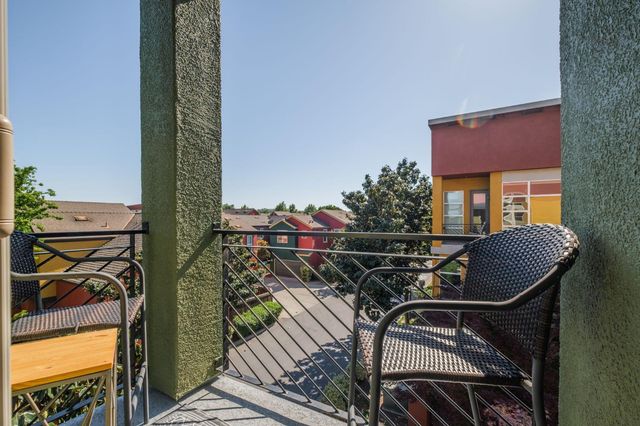 796 Carbon Ct, West Sacramento, CA 95691