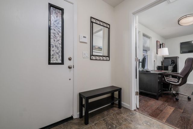 796 Carbon Ct, West Sacramento, CA 95691