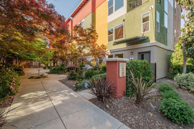 796 Carbon Ct, West Sacramento, CA 95691