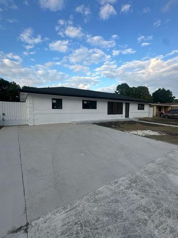 2041 NW 190th Terrace, Miami Gardens, FL 33056