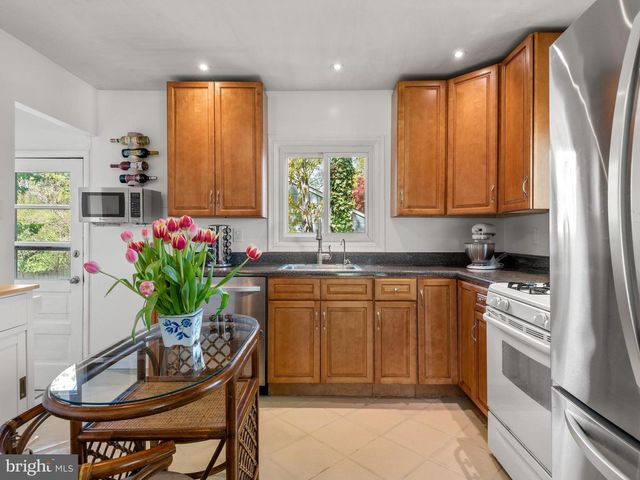 1200 TYLER AVE, Phoenixville, PA 19460