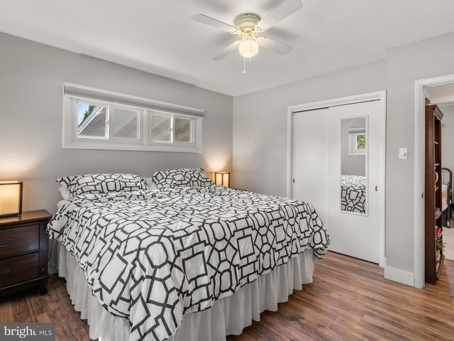 1200 TYLER AVE, Phoenixville, PA 19460