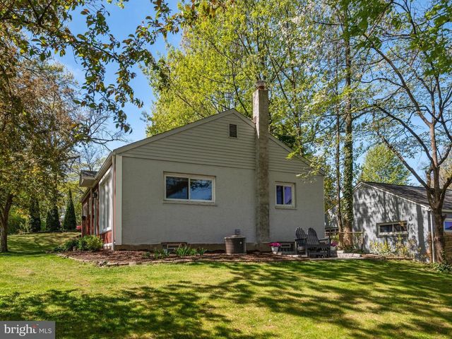 1200 TYLER AVE, Phoenixville, PA 19460