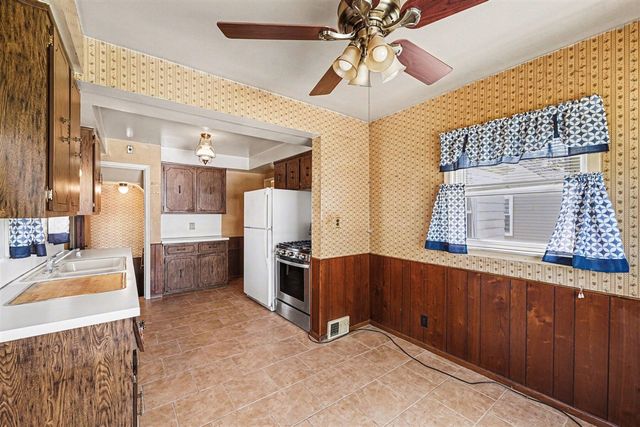 24924 Princeton Street, Dearborn, MI 48124