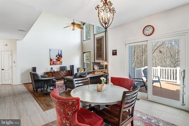 1004 OAKWOOD CT, Fredericksburg, VA 22401