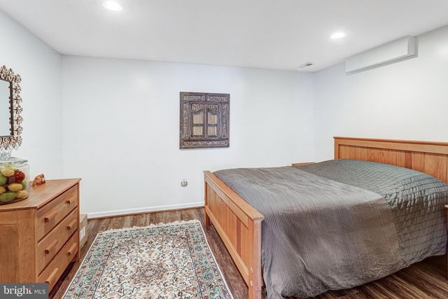 1004 OAKWOOD CT, Fredericksburg, VA 22401