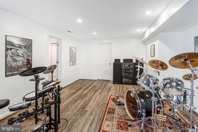 1004 OAKWOOD CT, Fredericksburg, VA 22401