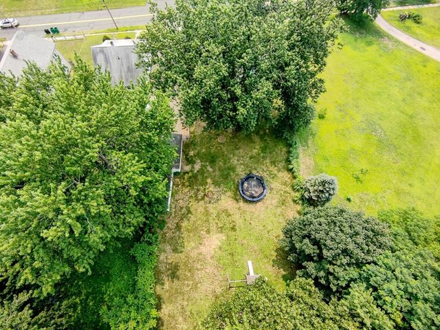 32 Irene St, Chicopee, MA 01013