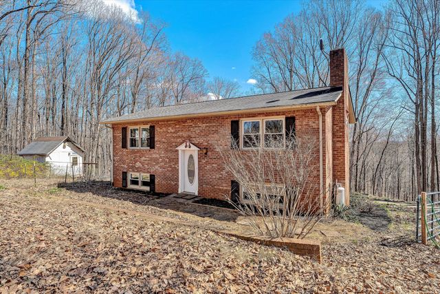 2360 Iron Ridge RD, Rocky Mount, VA 24151