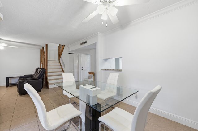 301 LAKEWOOD Drive 8A, Jupiter, FL 33458