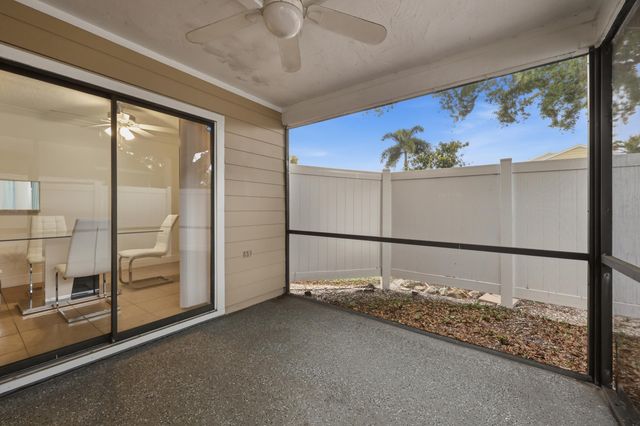 301 LAKEWOOD Drive 8A, Jupiter, FL 33458