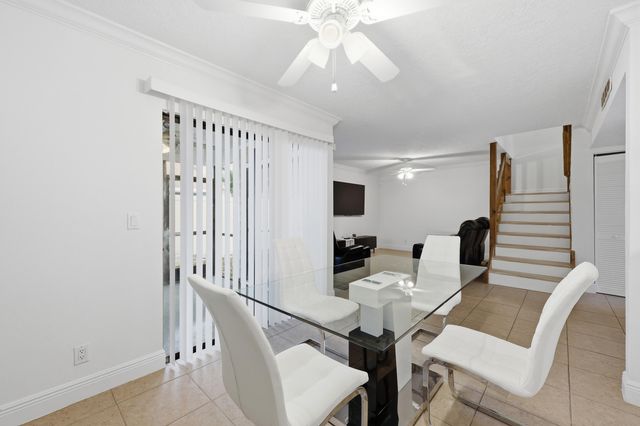 301 LAKEWOOD Drive 8A, Jupiter, FL 33458