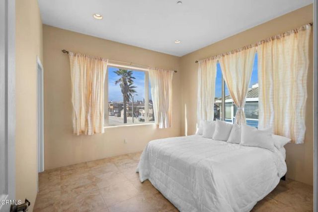 5160 Neptune Square, Oxnard, CA 93035