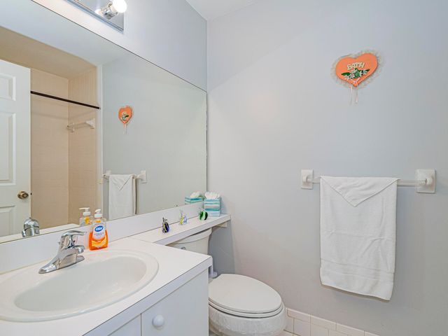 870 Lake Orchid Circle 204, Vero Beach, FL 32962