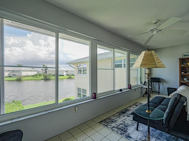 870 Lake Orchid Circle 204, Vero Beach, FL 32962