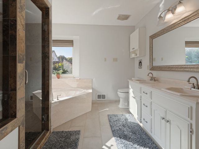 3324 Timber Grove Drive, Bedford, TX 76021