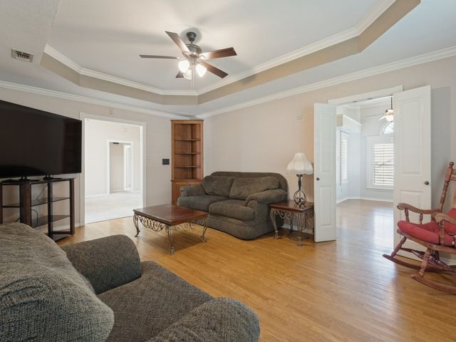 3324 Timber Grove Drive, Bedford, TX 76021