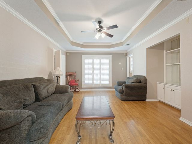 3324 Timber Grove Drive, Bedford, TX 76021