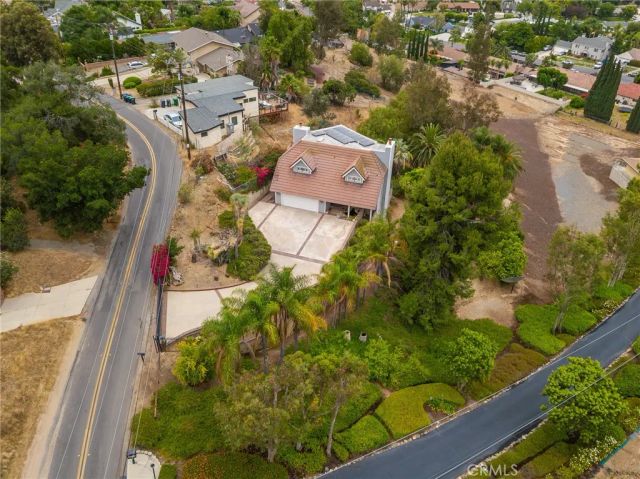 19013 Consul Ave, Corona, CA 92881