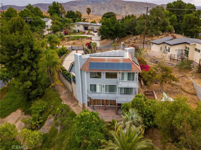 19013 Consul Ave, Corona, CA 92881