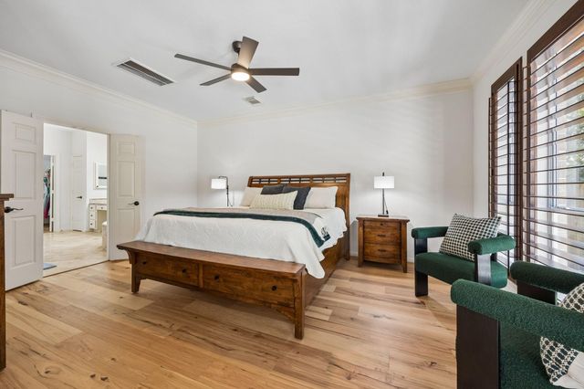 23 Broadweather Place, The Woodlands, TX 77382