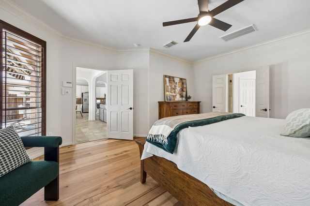 23 Broadweather Place, The Woodlands, TX 77382