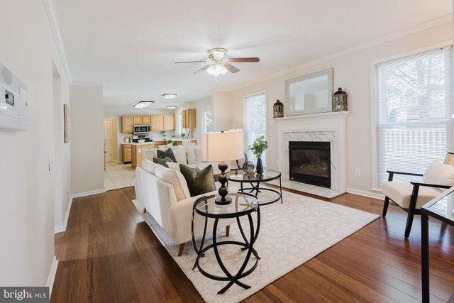 33 HUMMINGBIRD LN, Newark, DE 19711