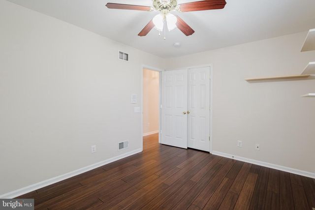 33 HUMMINGBIRD LN, Newark, DE 19711