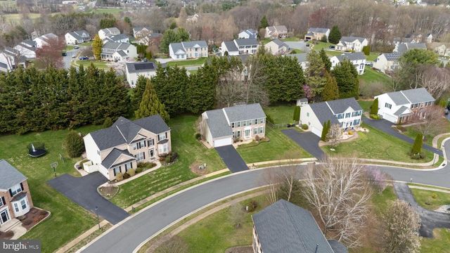 33 HUMMINGBIRD LN, Newark, DE 19711