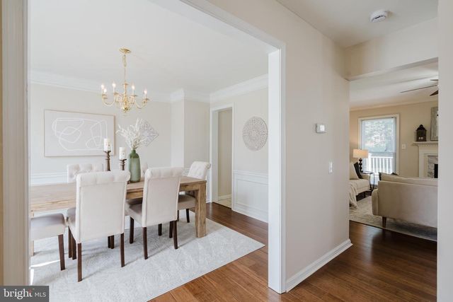 33 HUMMINGBIRD LN, Newark, DE 19711