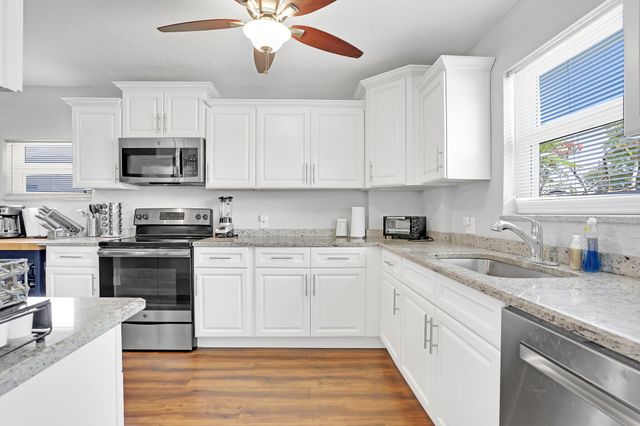 1325 SE 1st Avenue, Deerfield Beach, FL 33441