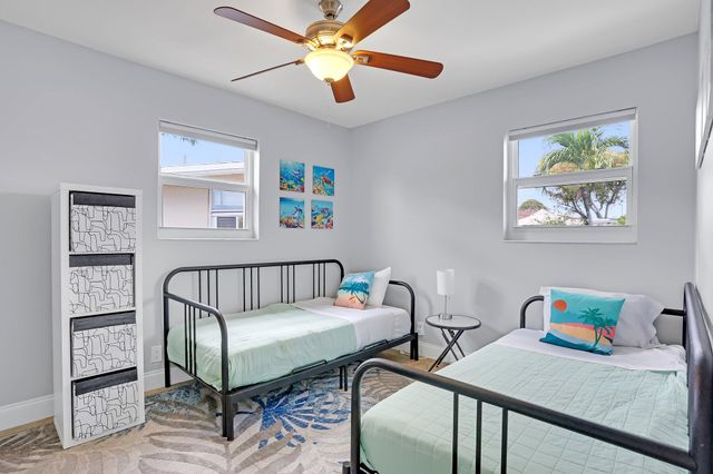 1325 SE 1st Avenue, Deerfield Beach, FL 33441