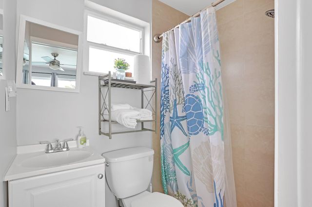 1325 SE 1st Avenue, Deerfield Beach, FL 33441