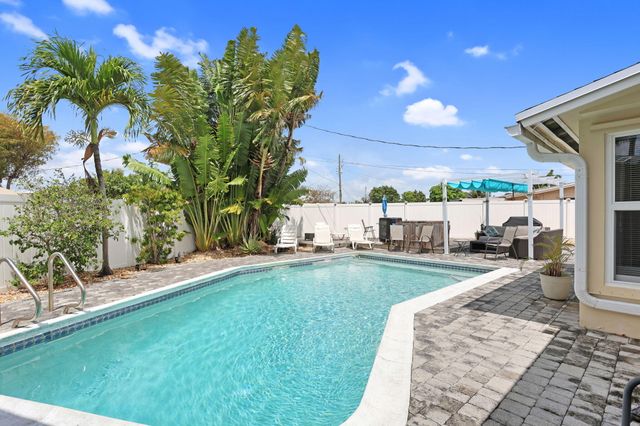 1325 SE 1st Avenue, Deerfield Beach, FL 33441