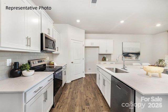 7897 Old Brook Drive, Sherrills Ford, NC 28673