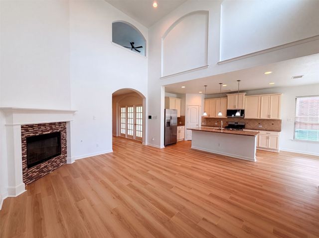 174 Hampton Drive, Fate, TX 75087