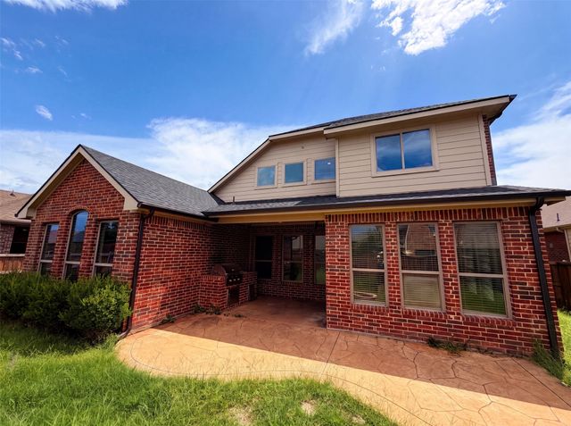 174 Hampton Drive, Fate, TX 75087