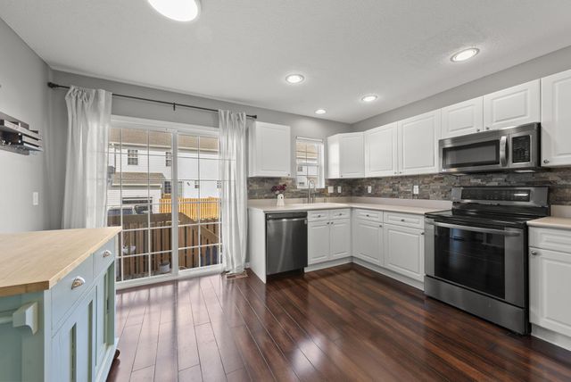 7095 Donerail Drive, New Albany, OH 43054