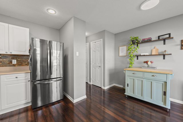 7095 Donerail Drive, New Albany, OH 43054