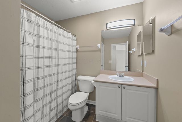 7095 Donerail Drive, New Albany, OH 43054