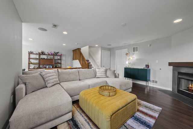 7095 Donerail Drive, New Albany, OH 43054