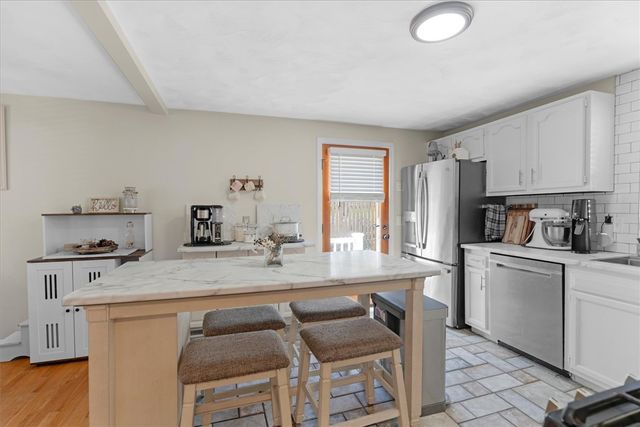 17 Pine Avenue, Coventry, RI 02816