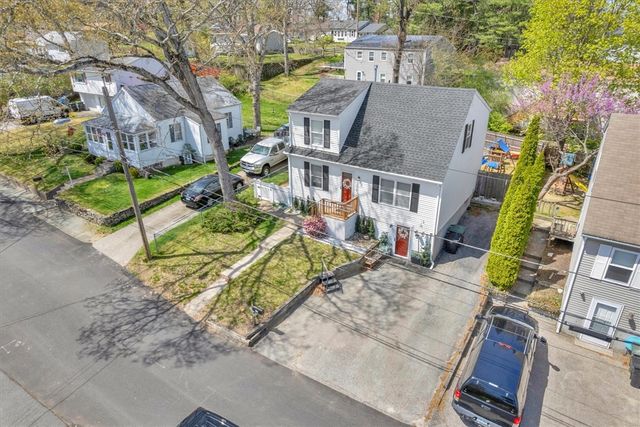 17 Pine Avenue, Coventry, RI 02816