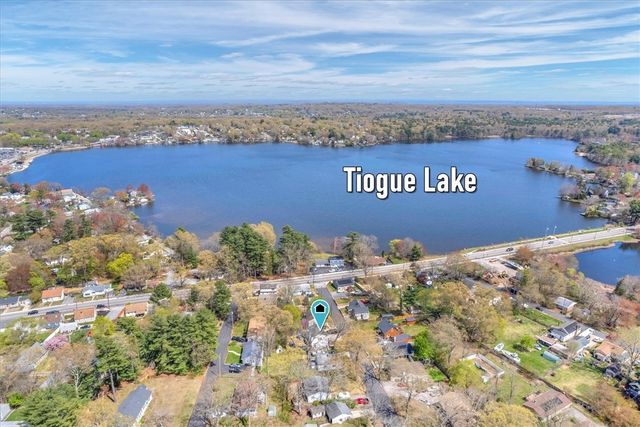 17 Pine Avenue, Coventry, RI 02816