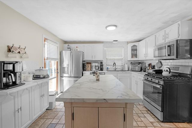 17 Pine Avenue, Coventry, RI 02816