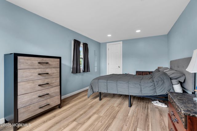 701 Beachview Avenue, Union Beach, NJ 07735